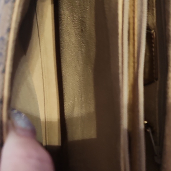 Gucci GG Canvas Tan and Brown Monogram Bag - Picture 7 of 14